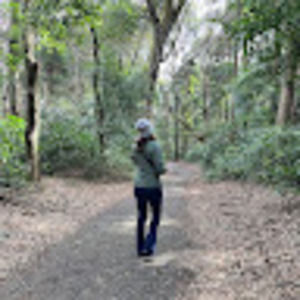 Meet your Posher, Kira